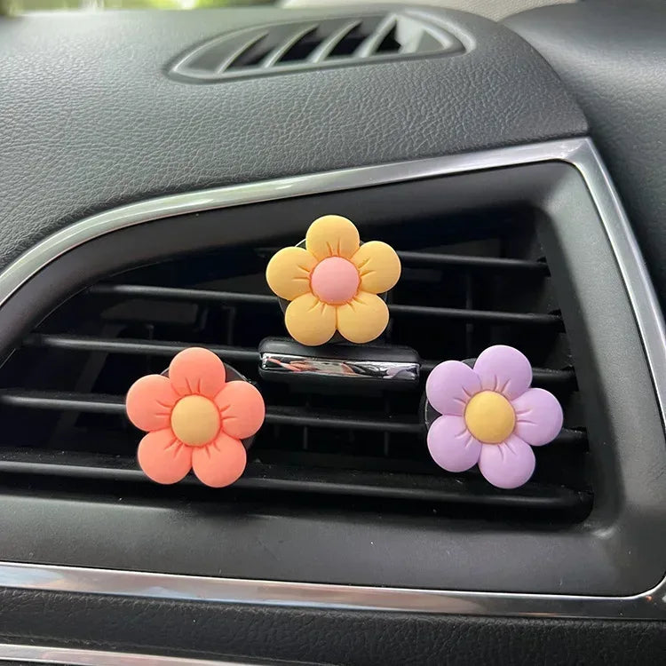 Cute Flower Car Air Vent Perfume Clip Aromatherapy Diffuser